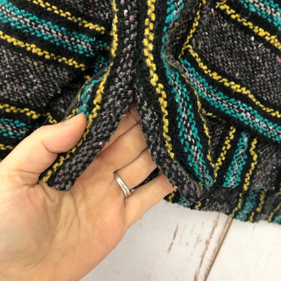 Mexican Woven Hoodie, Size Large. In good used condition! - Picture 5 of 5